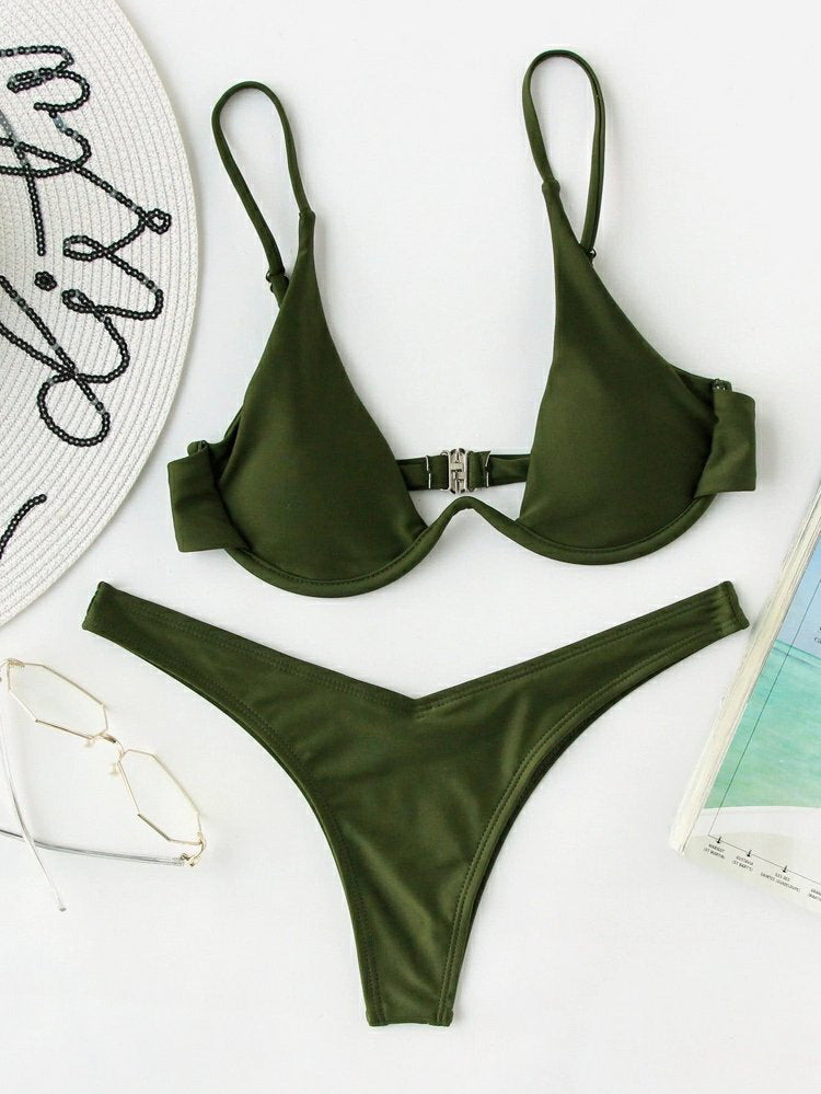 Steel Bracket Solid Color Swimsuit – Elegant & Supportive One-Piece for Women