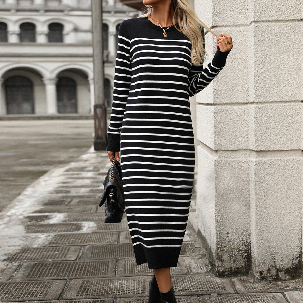 Sleek Stripe Delight