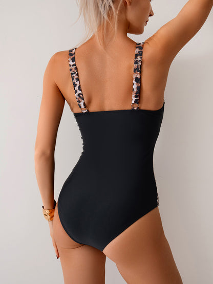 Trendy One-Piece Bikini Swimsuit – Stylish & Sexy Beachwear